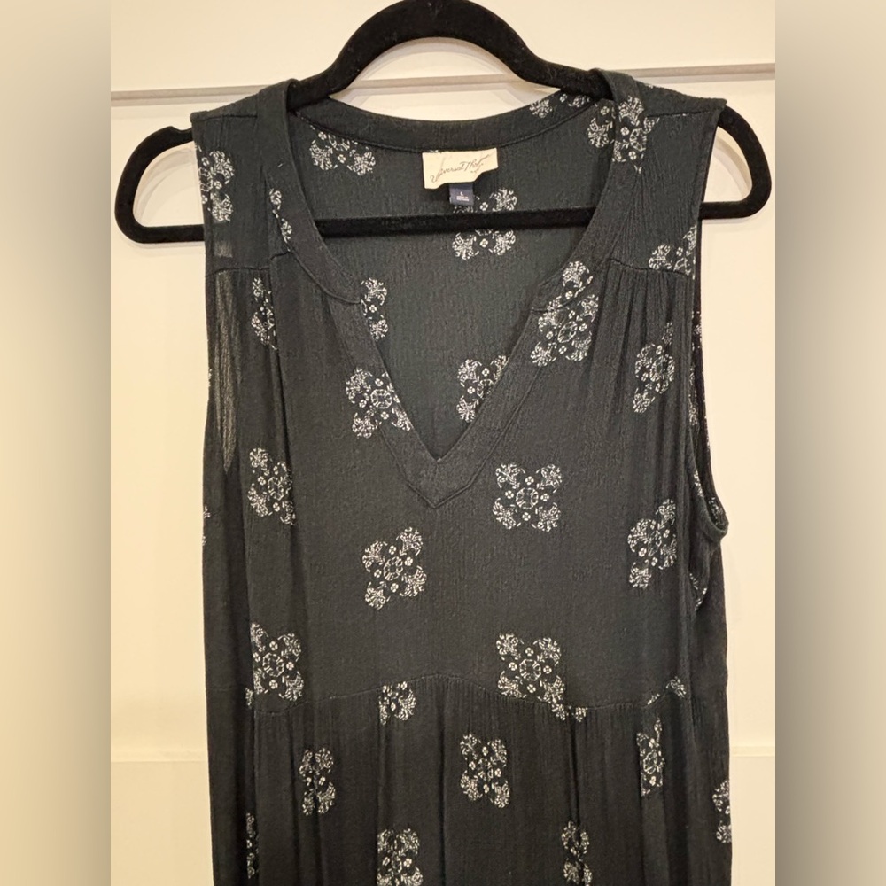 Universal Thread Black Maxi Dress - Picture 5 of 7